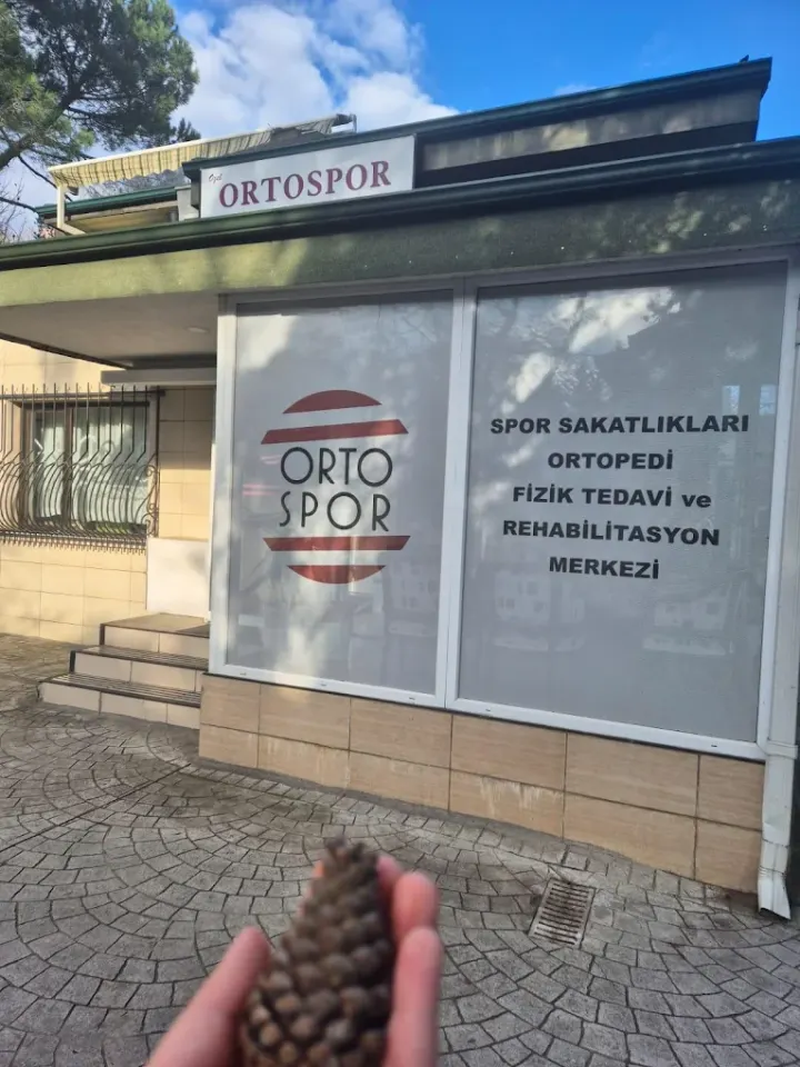 Ortospor
